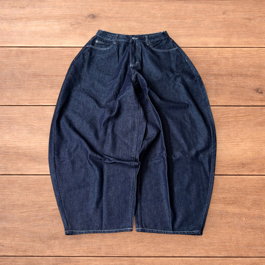 Super baggy wide leg balloon fit jeans in indigo.