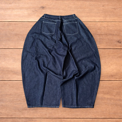 Super baggy wide leg balloon fit jeans in indigo.