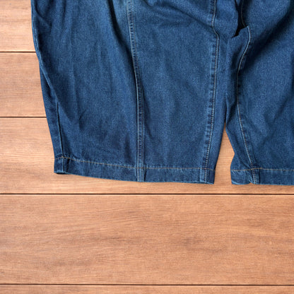Super baggy wide leg balloon fit jeans in blue.