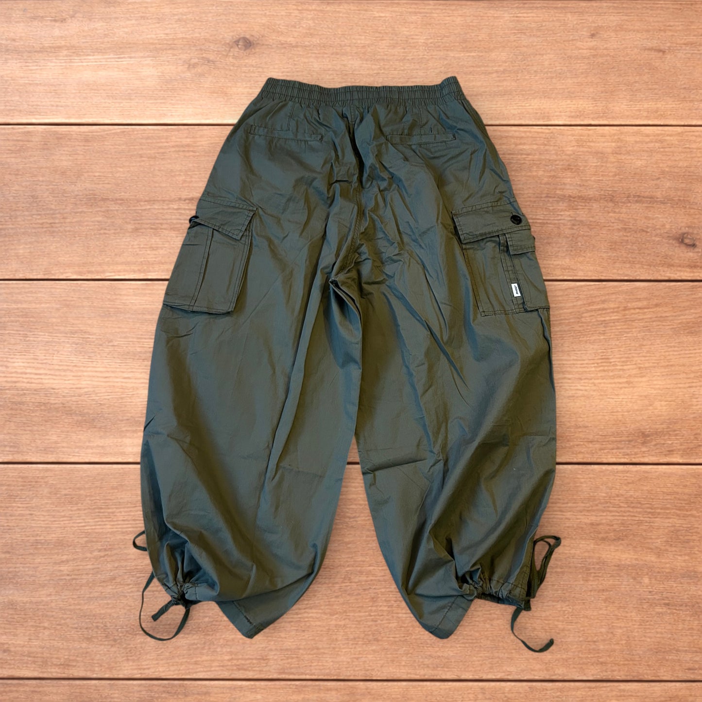 Insane super baggy wide leg Korean cargo parachute trousers in khaki green.