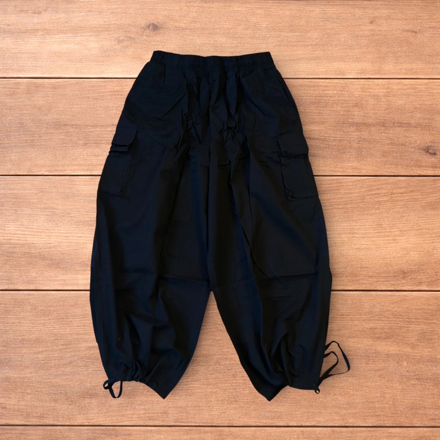 Insane super baggy wide leg Korean cargo parachute trousers in black.
