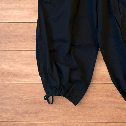 Insane super baggy wide leg Korean cargo parachute trousers in black.