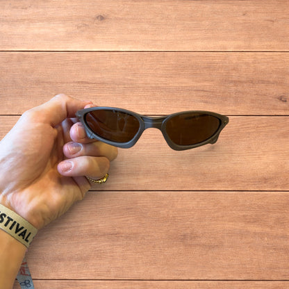 Insane polarised sunglasses in brown with brown lense.