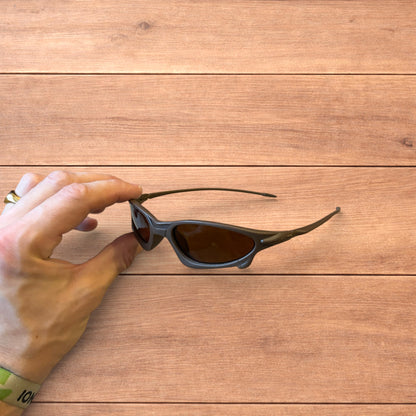 Insane polarised sunglasses in brown with brown lense.