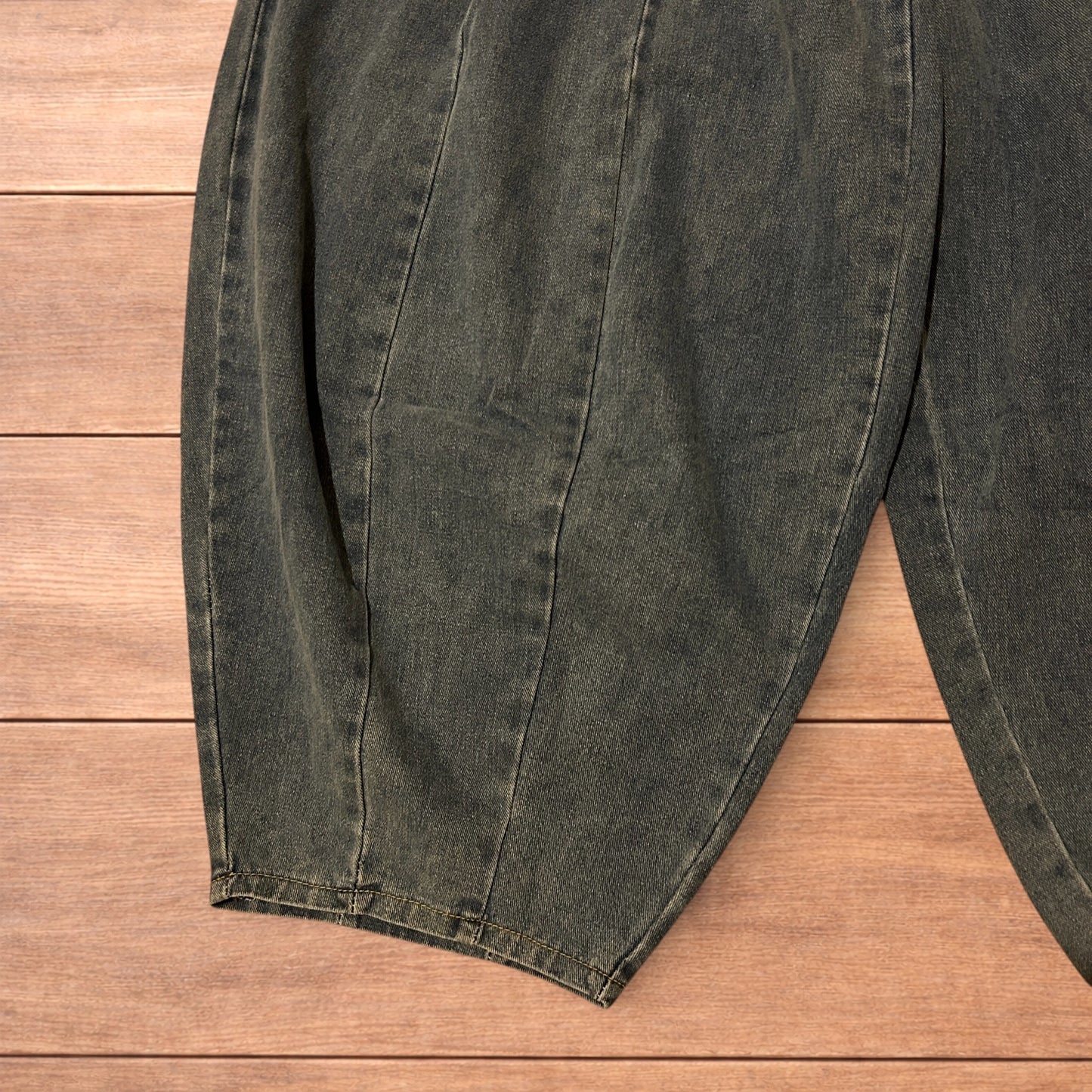 Incredible super baggy wide leg balloon fit jeans in washed mid blue.