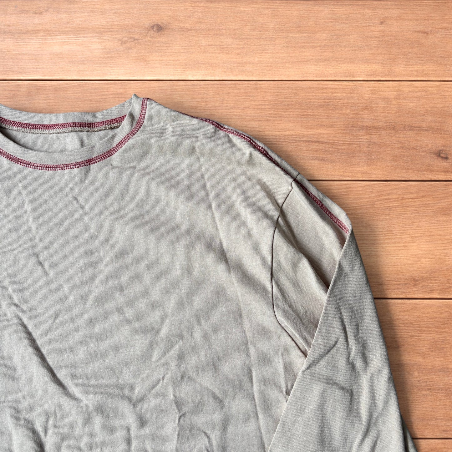 Vintage style relaxed fit long sleeve top tshirt in beige/cream.
