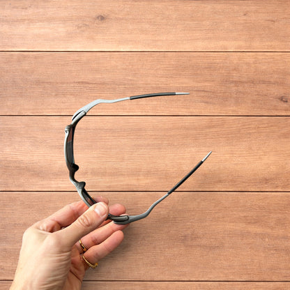 Insane metal frame polarised sunglasses in black frame red lense.