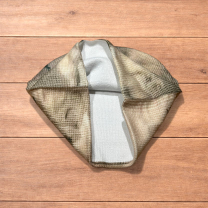 Cool Japanese vintage style beanie hat in cream/beige with graphic design.