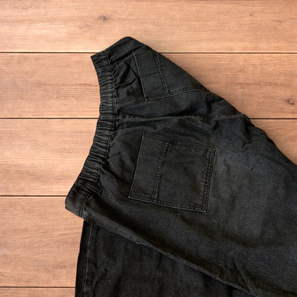 Incredible super baggy wide leg balloon fit jeans in washed black.