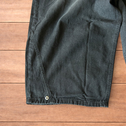 Incredible super baggy wide leg balloon fit jeans in washed black.