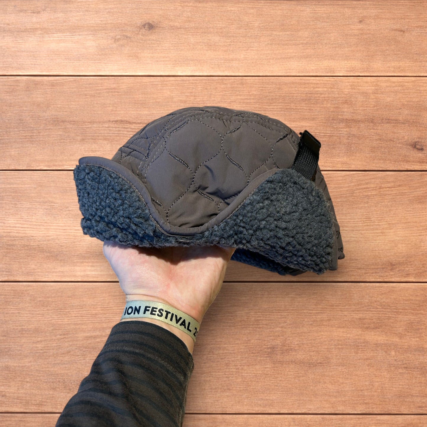 Insane Russian Trapper Korean padded fluffy hat cap in grey/blue.