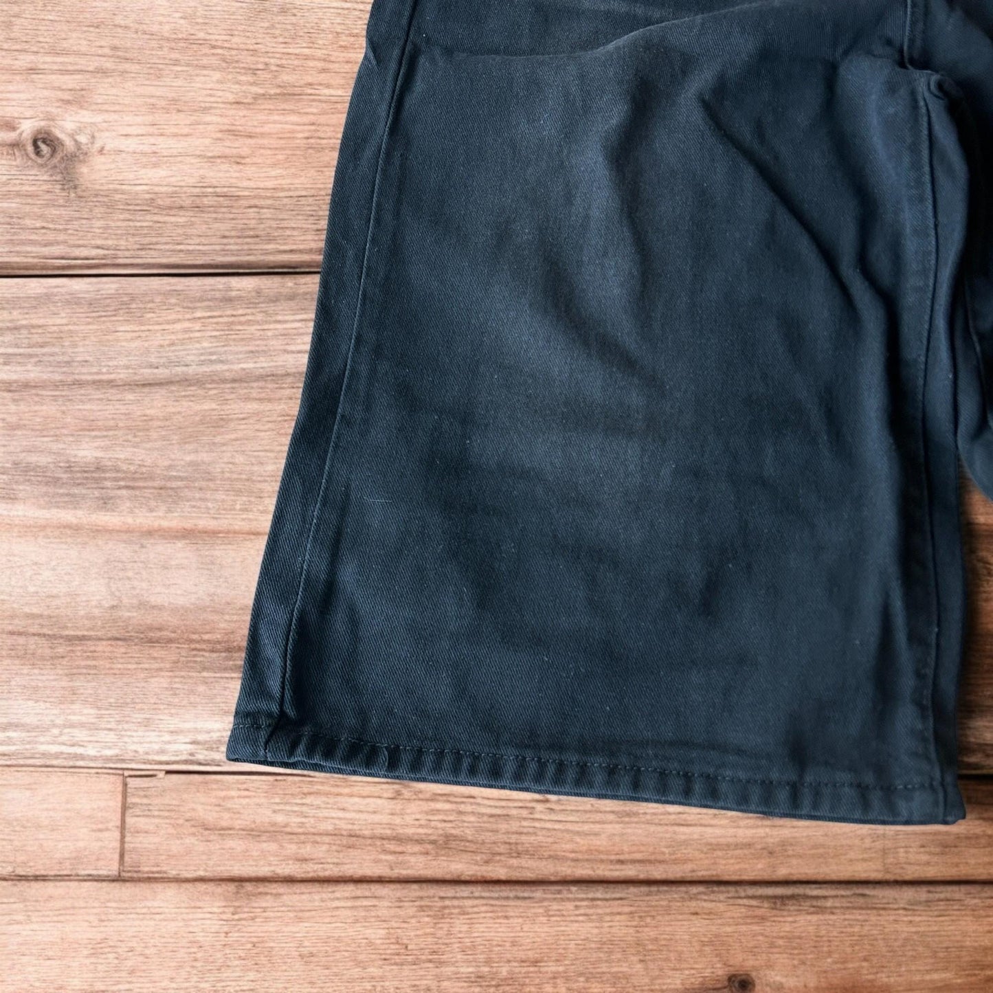 Incredible super baggy wide leg denim shorts jorts in black.