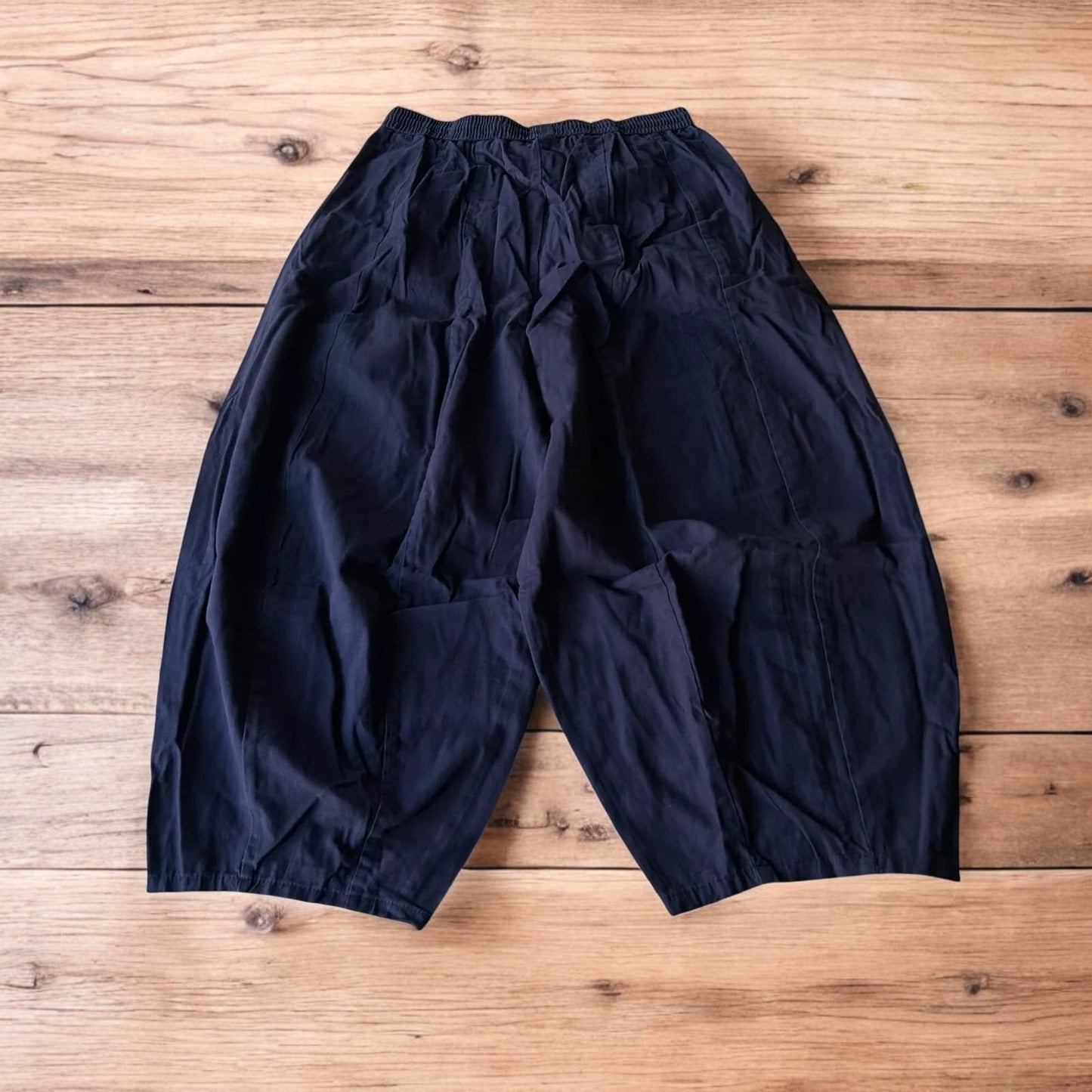 Incredible super baggy wide leg parachute trousers in navy blue.