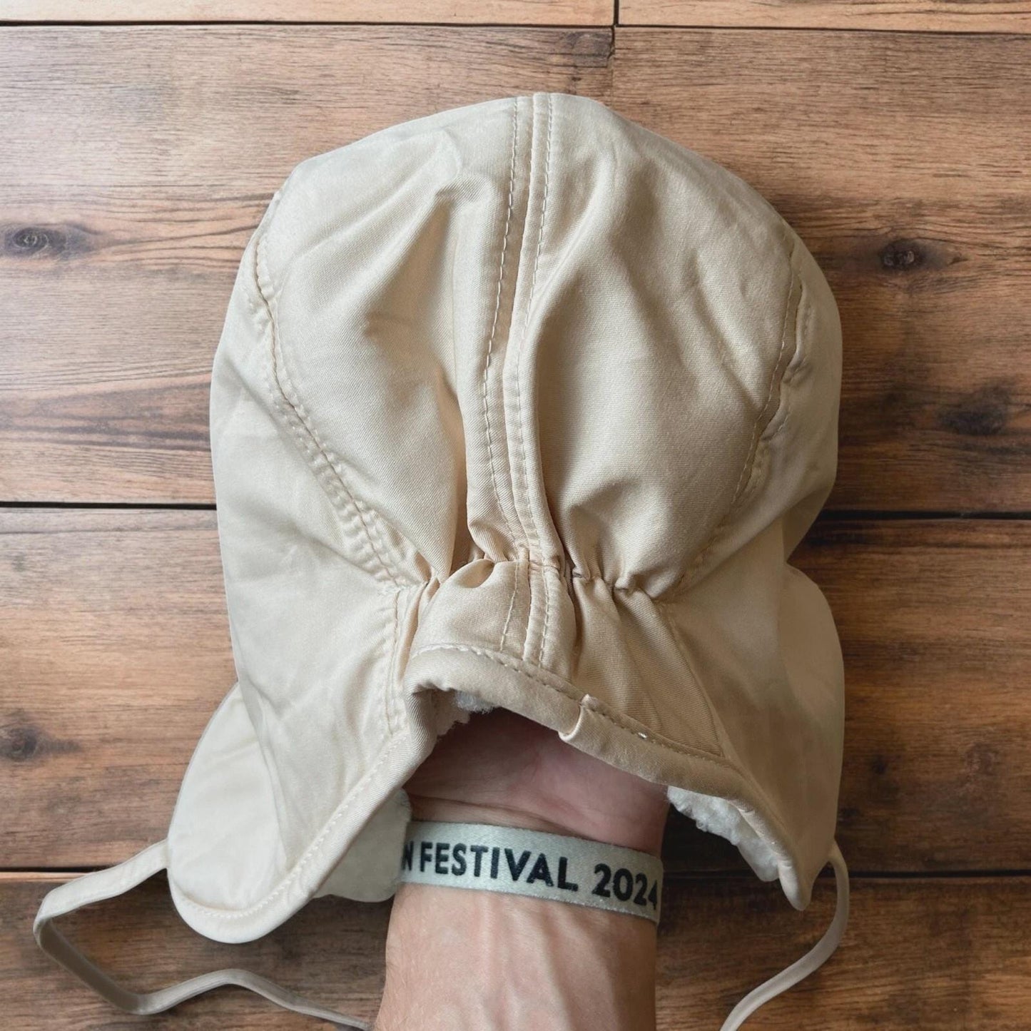 Insane Russian Trapper Korean padded fluffy hat cap in cream/beige. One size.