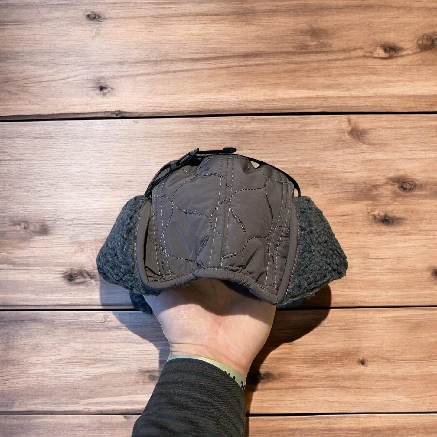 Insane Russian Trapper Korean padded fluffy hat cap in grey/blue. One size.