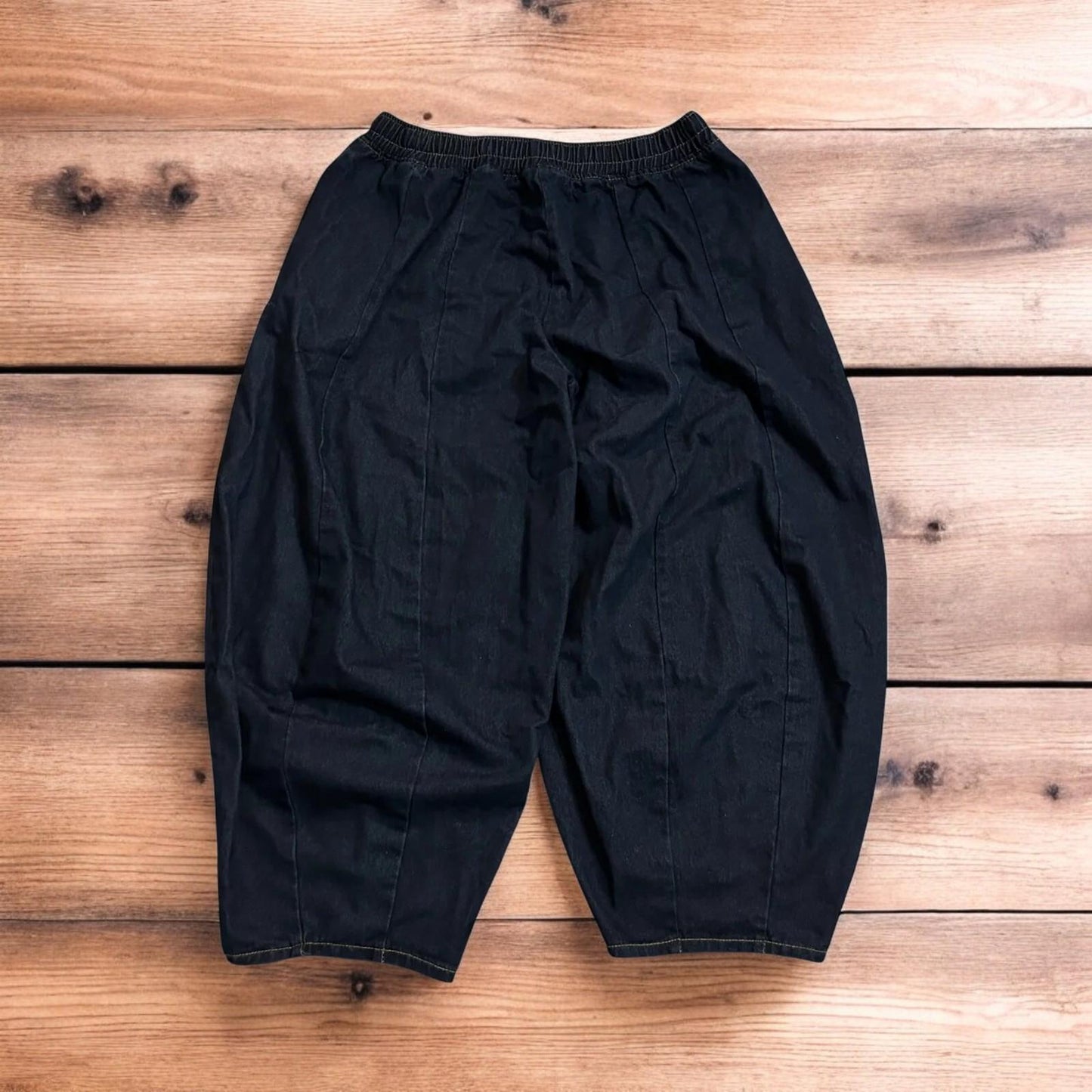 Incredible super baggy wide leg balloon fit jeans in dark blue wash.