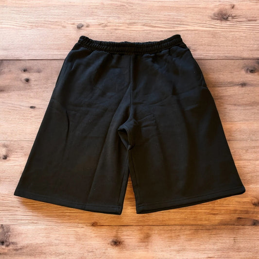 Lovely super baggy wide leg long jersey shorts jorts in black.