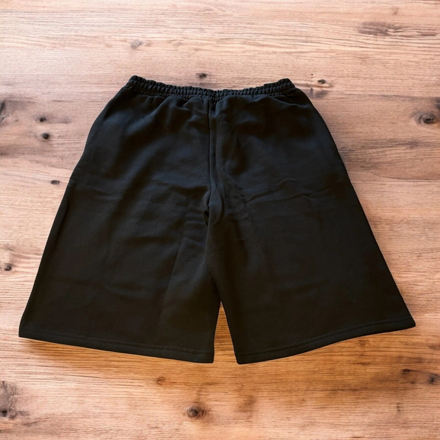 Lovely super baggy wide leg long jersey shorts jorts in black.