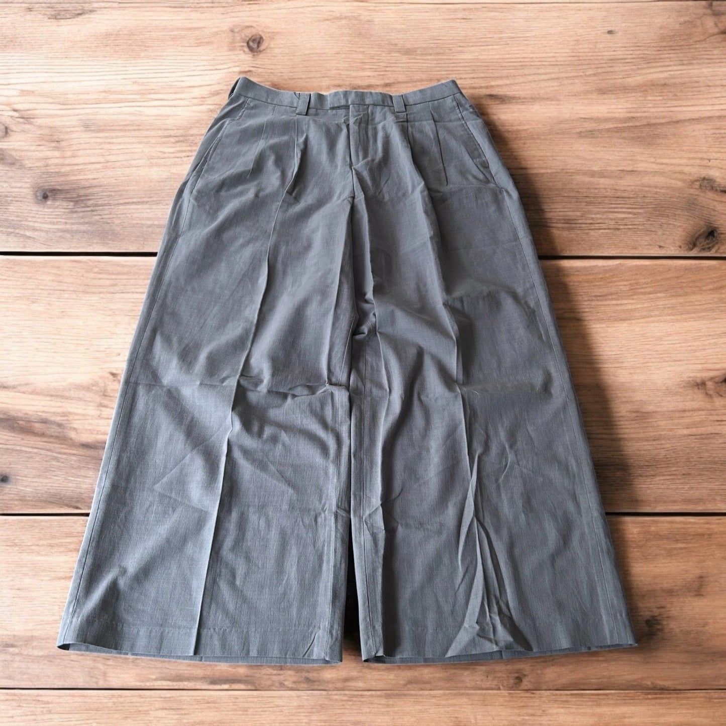 Incredible vintage style baggy wide leg tailored Herringbone trousers in grey.