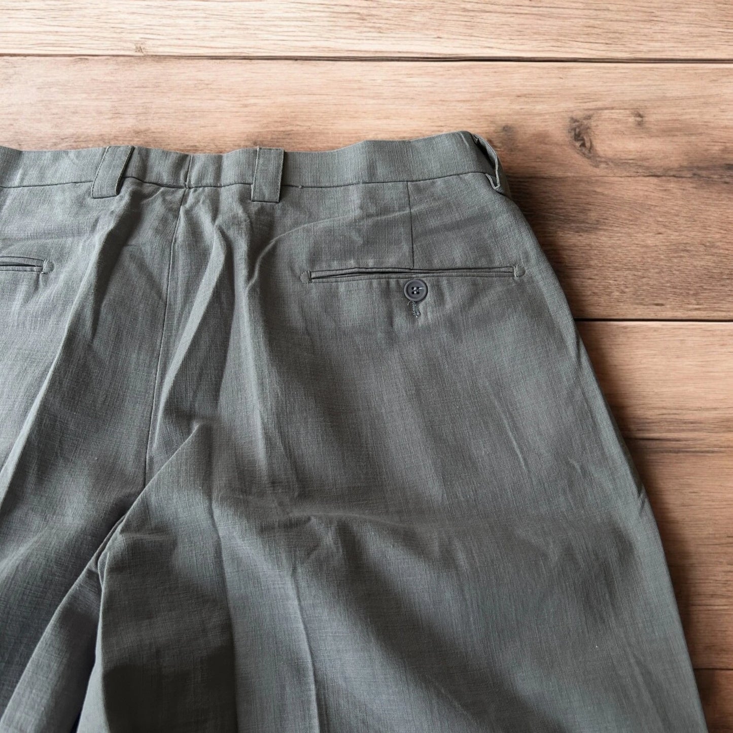 Incredible vintage style baggy wide leg tailored Herringbone trousers in grey.
