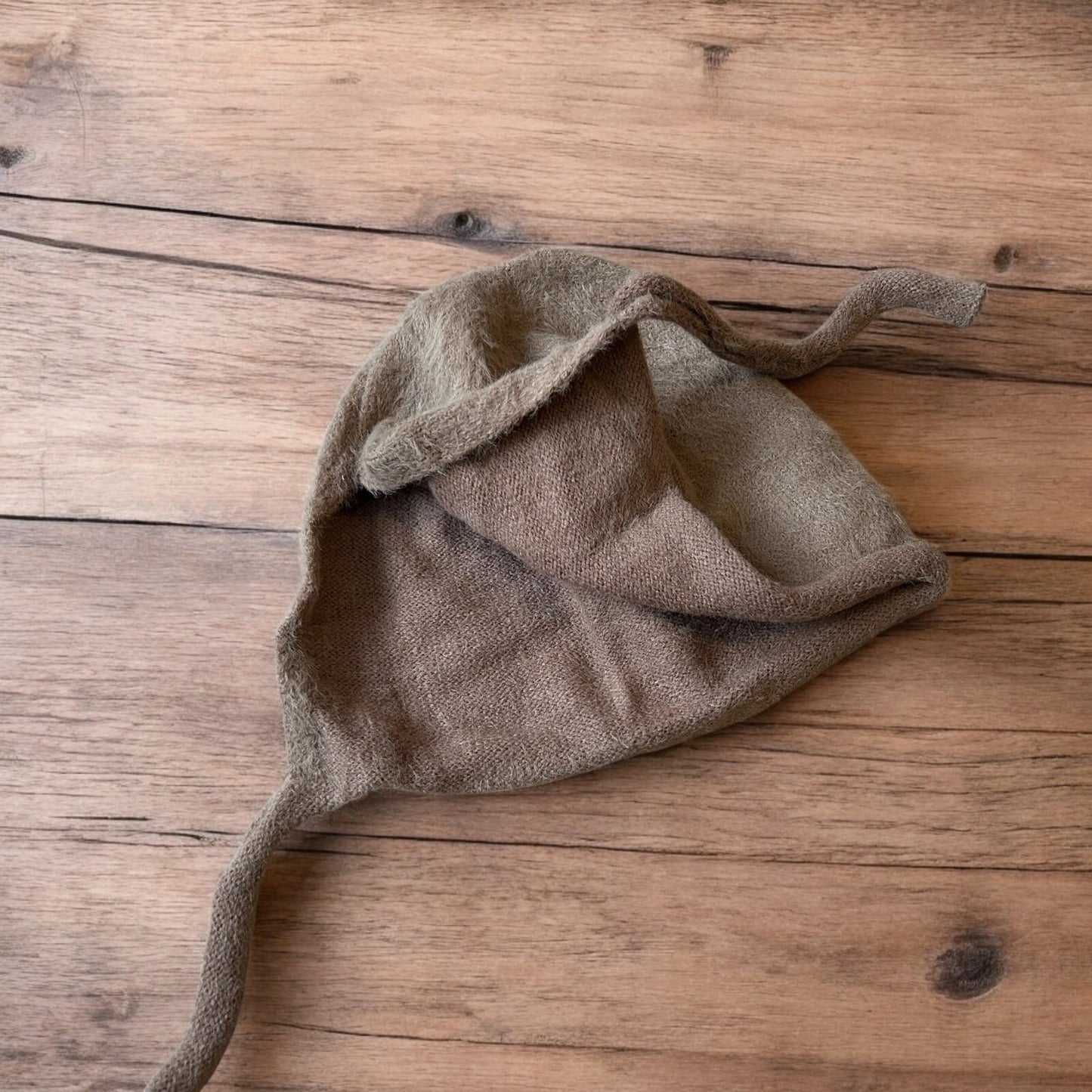 Lovely Y2k Japanese knitted beanie bonnet ear flap hat in coffee brown. One Size.
