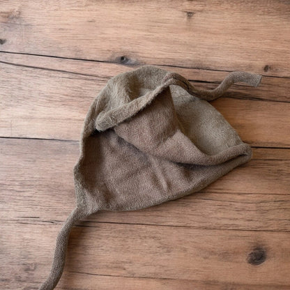 Lovely Y2k Japanese knitted beanie bonnet ear flap hat in coffee brown. One Size.