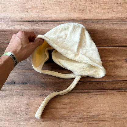 Lovely Y2k Japanese knitted beanie bonnet ear flap hat in beige/cream. One Size.