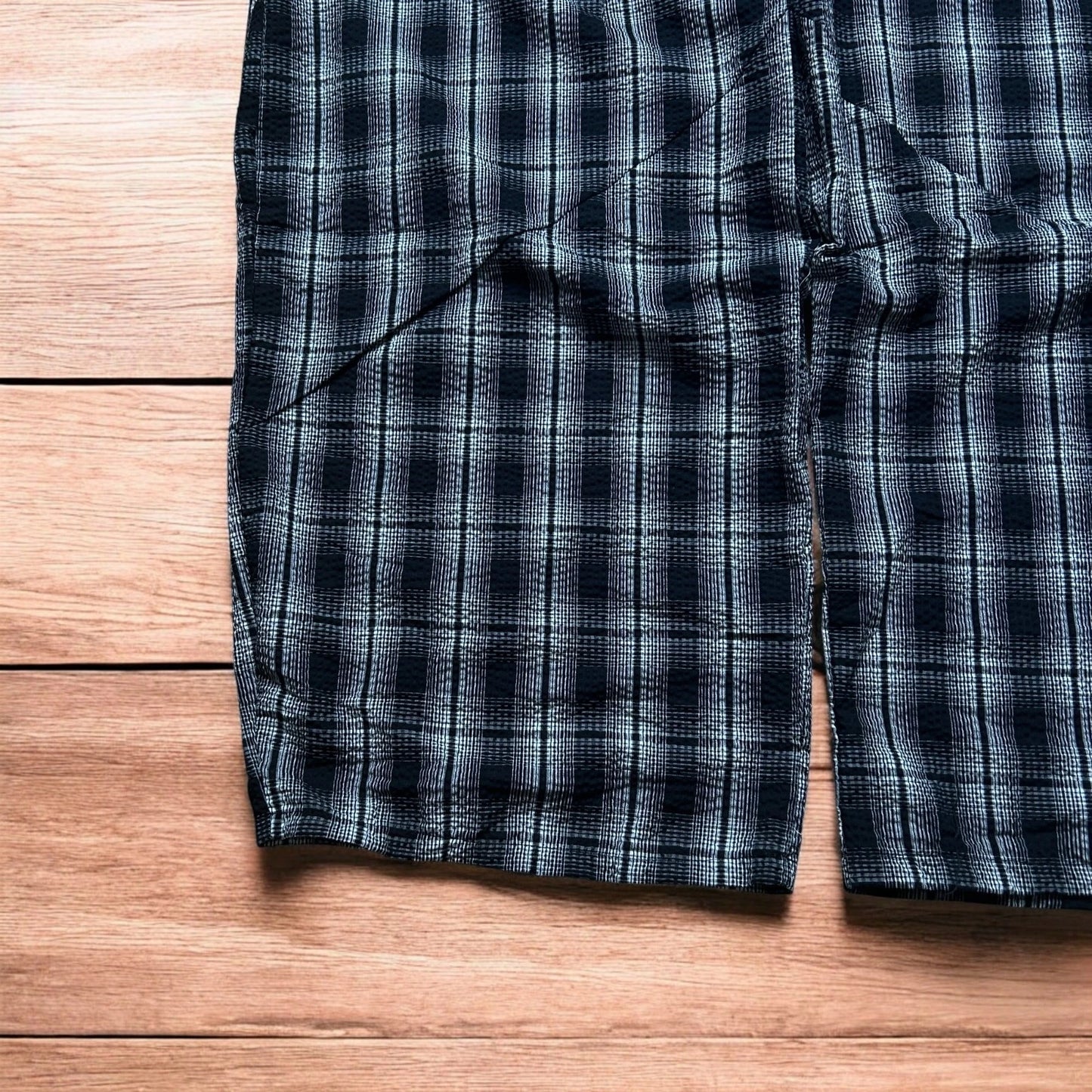 Lovely baggy wide leg checkered lounge pants trousers in black/white.