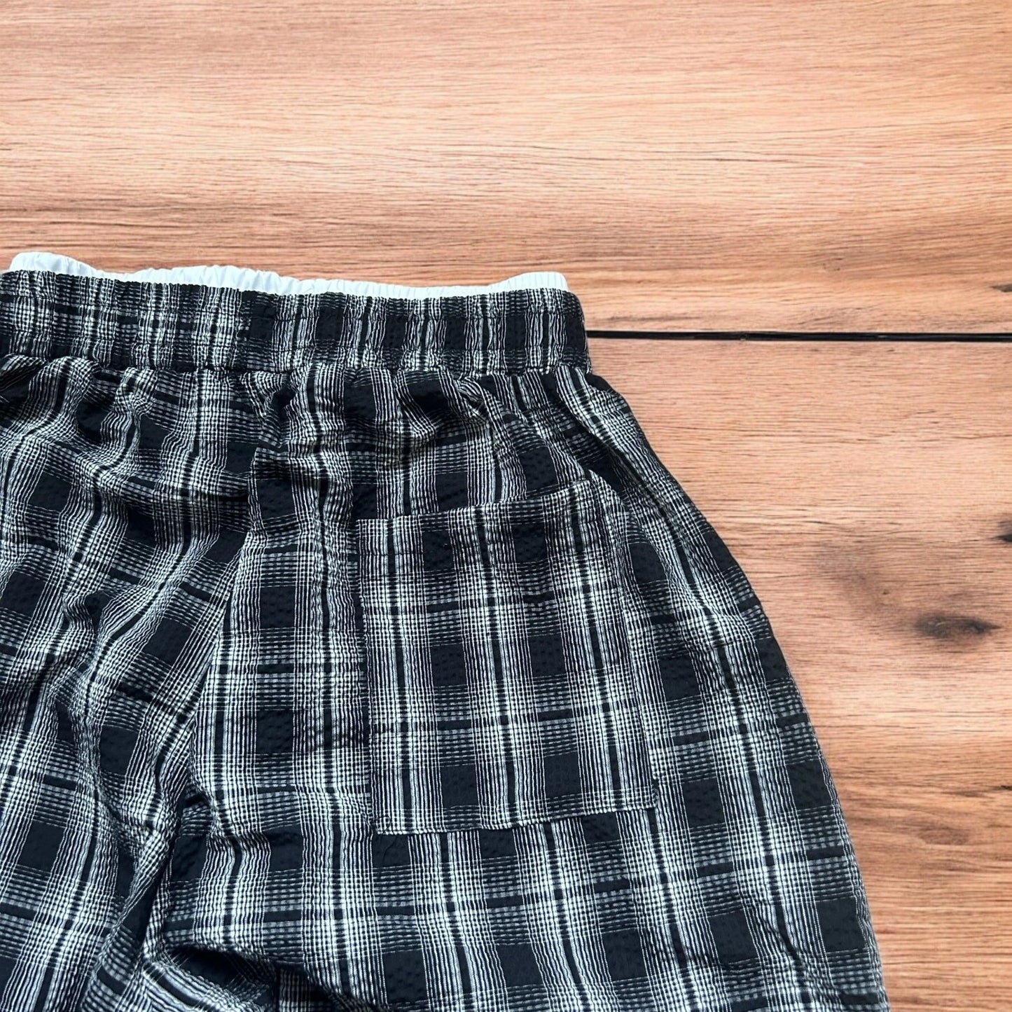 Lovely baggy wide leg checkered lounge pants trousers in black/white.