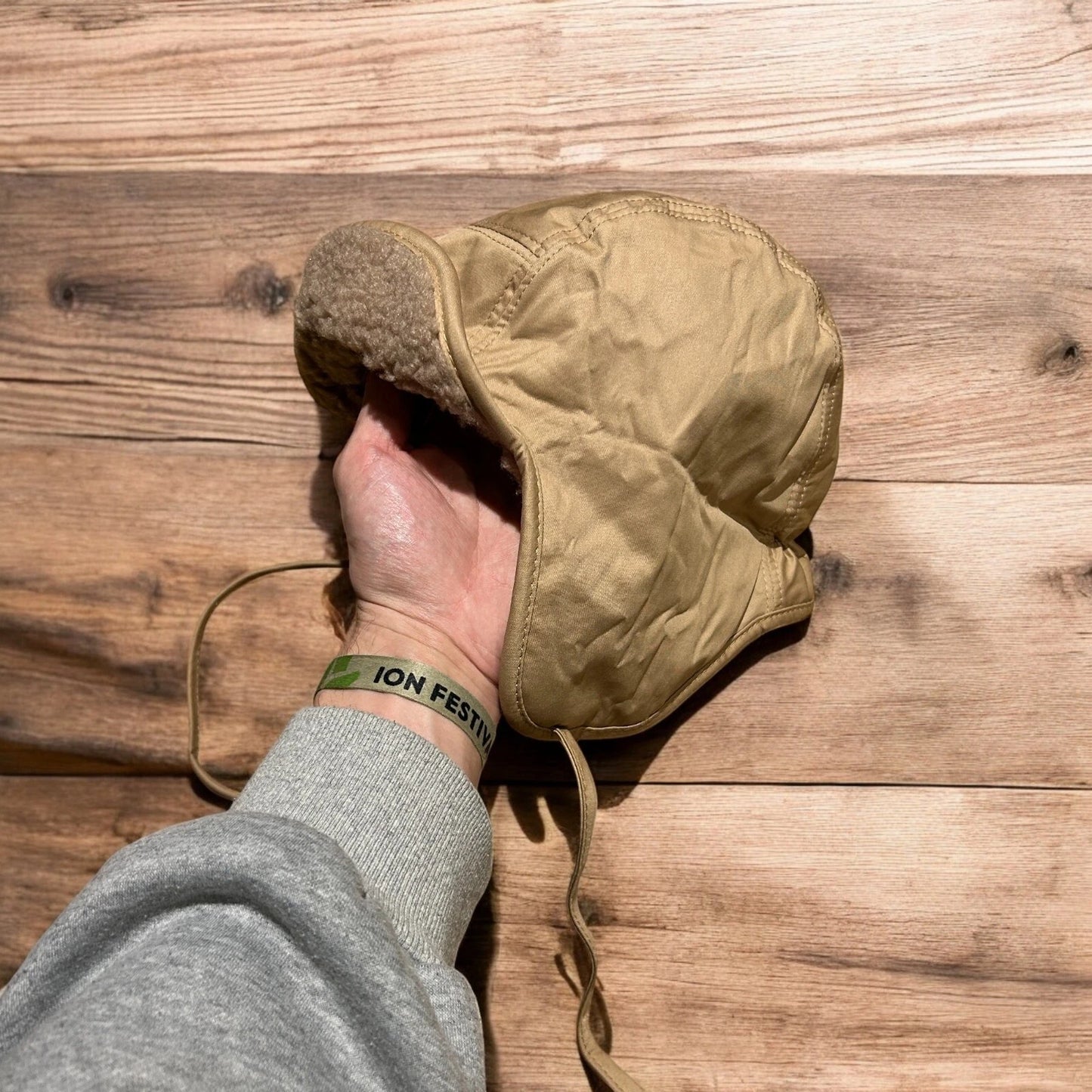 Insane Russian Trapper Korean padded fluffy hat cap in khaki/brown. One size.